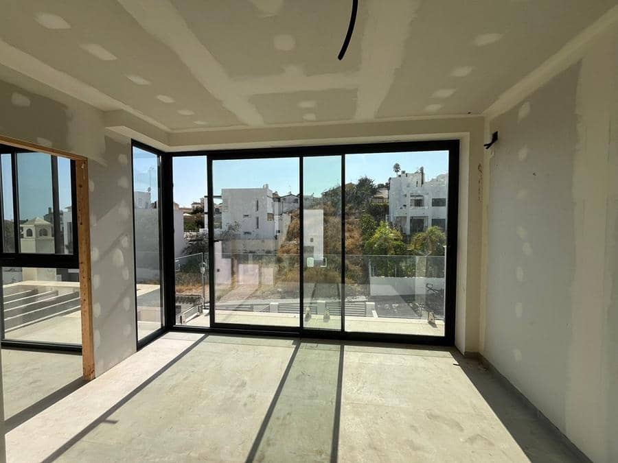 4 soveværelse Byhus til salg i Nerja med swimmingpool garage - € 695.000 (Ref: 9252224)