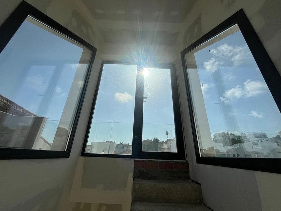 4 soveværelse Byhus til salg i Nerja med swimmingpool garage - € 695.000 (Ref: 9252224)