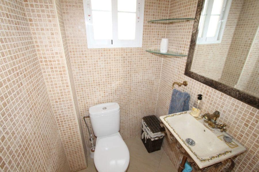 4 sypialnia Dom na sprzedaż w Nerja z basenem garażem - 1 450 000 € (Ref: 9349379)