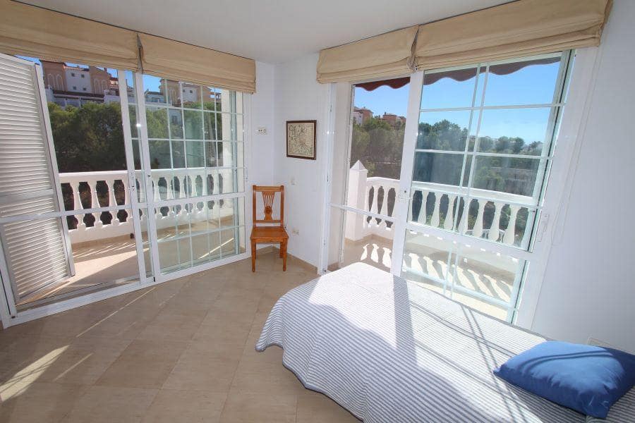 4 sypialnia Dom na sprzedaż w Nerja z basenem garażem - 1 450 000 € (Ref: 9349379)