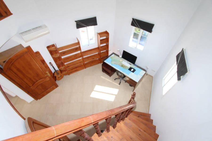 4 sypialnia Dom na sprzedaż w Nerja z basenem garażem - 1 450 000 € (Ref: 9349379)