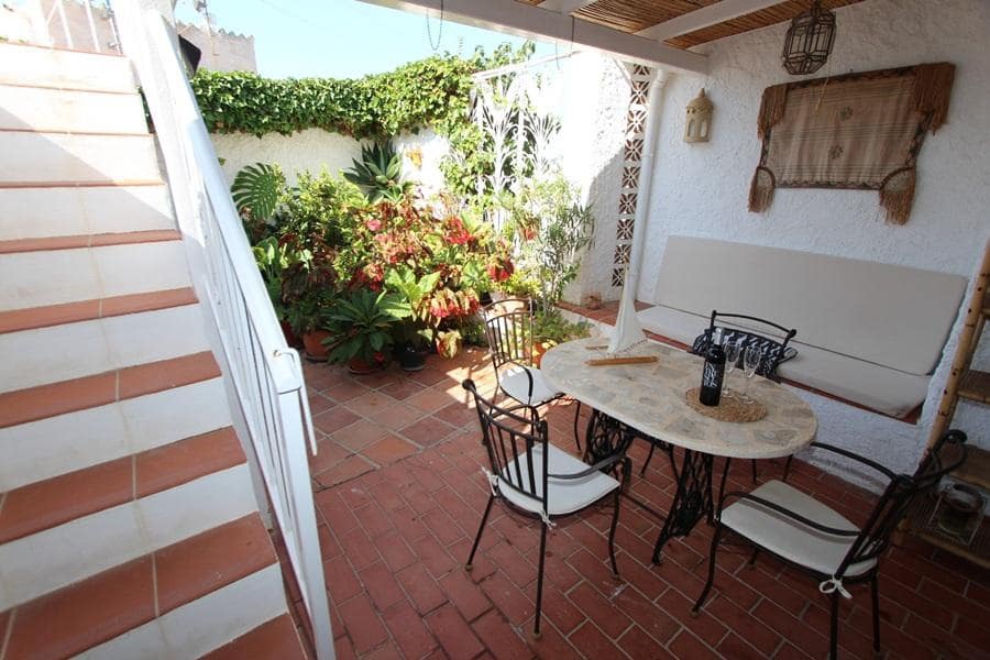 2 slaapkamer Appartement te koop in Nerja met zwembad - € 348.000 (Ref: 9349380)