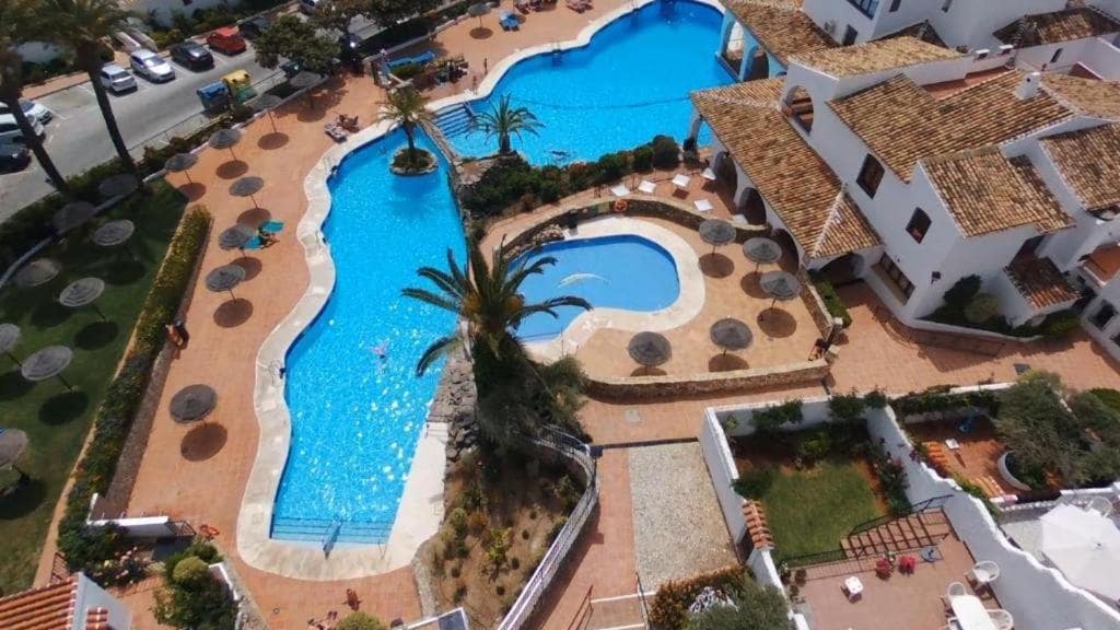 1 bedroom Apartment for sale in Nerja with pool - € 215,000 (Ref: 9349381)