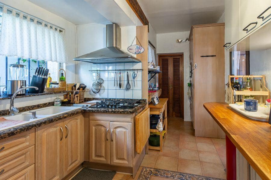 6 soveværelse Villa til salg i Almunecar med swimmingpool garage - € 639.000 (Ref: 9349382)