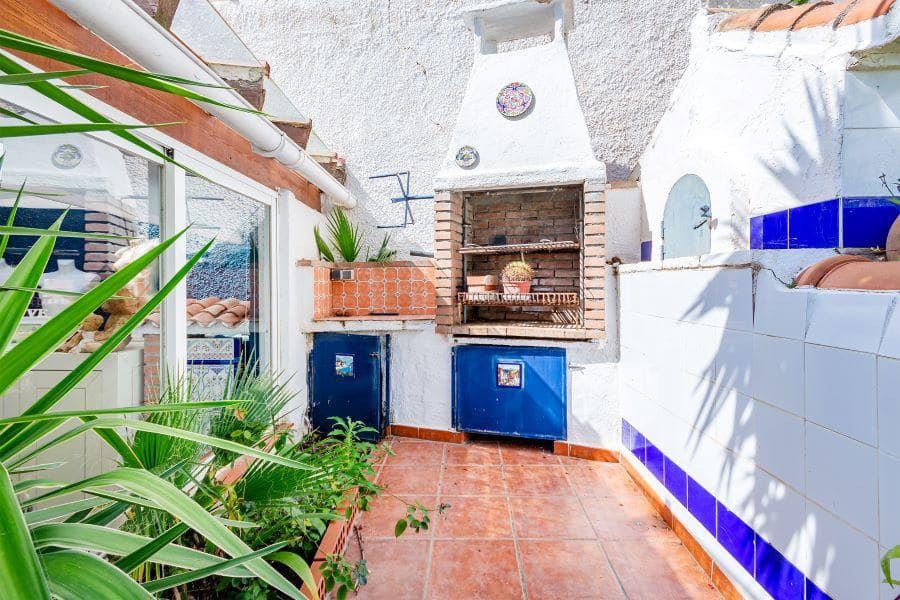 6 soveværelse Villa til salg i Almunecar med swimmingpool garage - € 639.000 (Ref: 9349382)