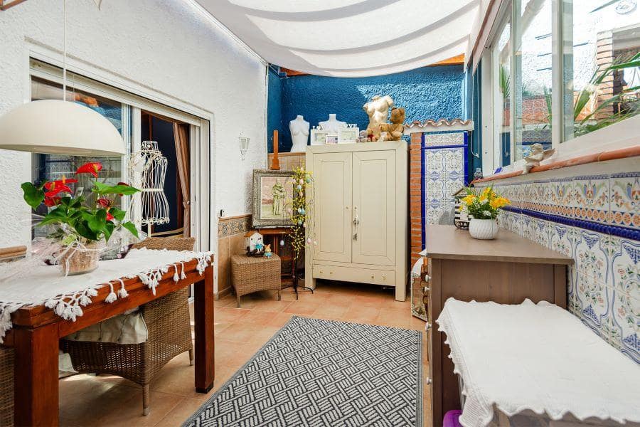 6 soveværelse Villa til salg i Almunecar med swimmingpool garage - € 639.000 (Ref: 9349382)