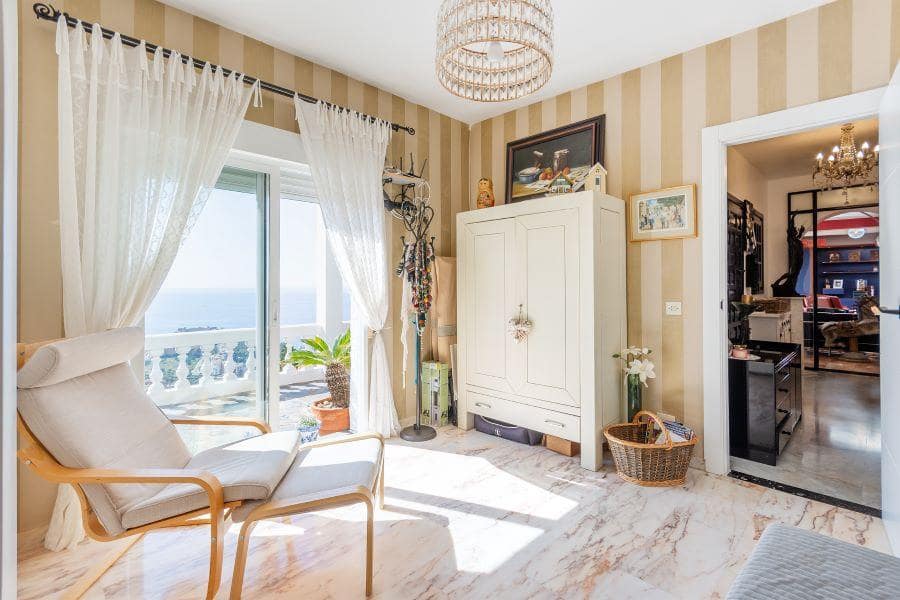 6 soveværelse Villa til salg i Almunecar med swimmingpool garage - € 639.000 (Ref: 9349382)