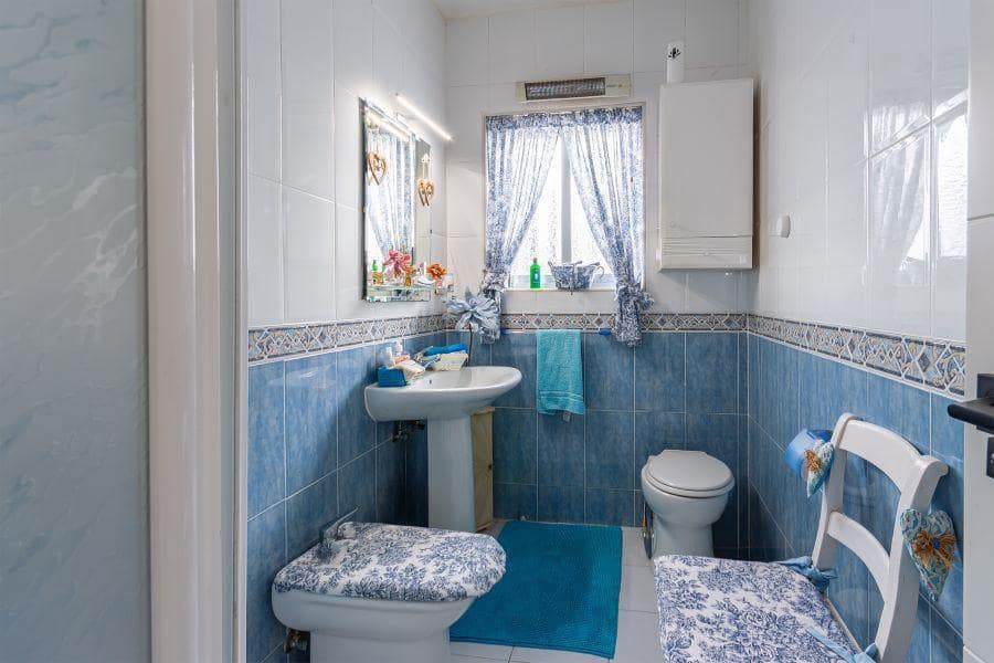 6 soveværelse Villa til salg i Almunecar med swimmingpool garage - € 639.000 (Ref: 9349382)