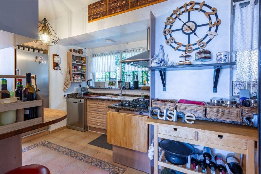 6 soveværelse Villa til salg i Almunecar med swimmingpool garage - € 595.000 (Ref: 9349382)