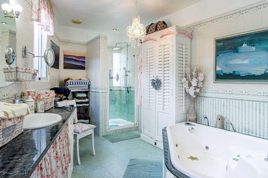 6 soveværelse Villa til salg i Almunecar med swimmingpool garage - € 595.000 (Ref: 9349382)