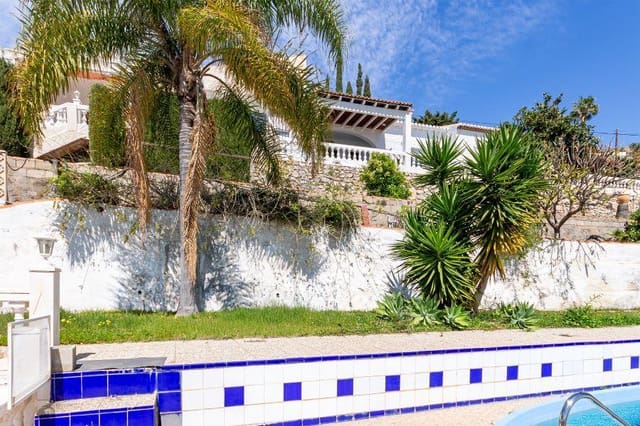 6 makuuhuone Huvila myytävänä paikassa Almuñécar mukana uima-altaan 
autotalli - 595 000 € (Ref: 9349382)