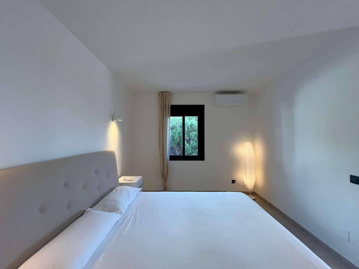 4 slaapkamer Villa te koop in Nerja met zwembad garage - € 849.000 (Ref: 9355779)