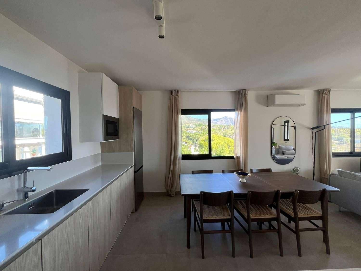 4 bedroom Villa for sale in Nerja with pool garage - € 849,000 (Ref: 9355779)