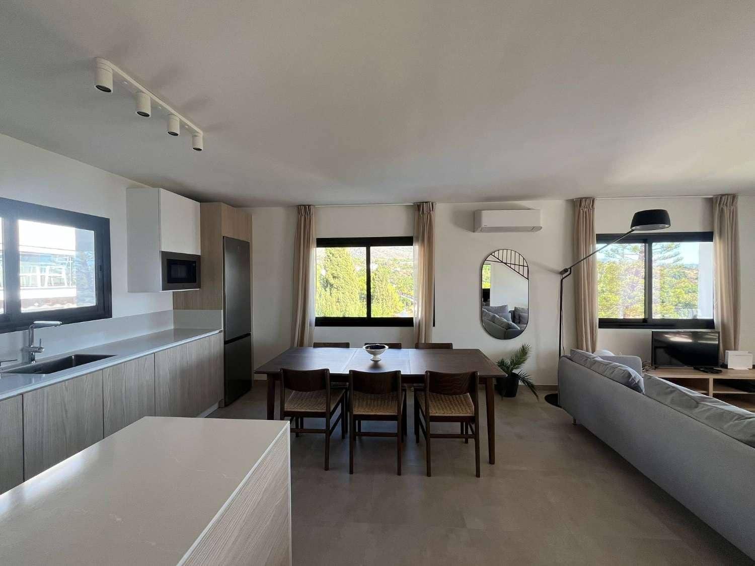 4 bedroom Villa for sale in Nerja with pool garage - € 799,000 (Ref: 9355779)