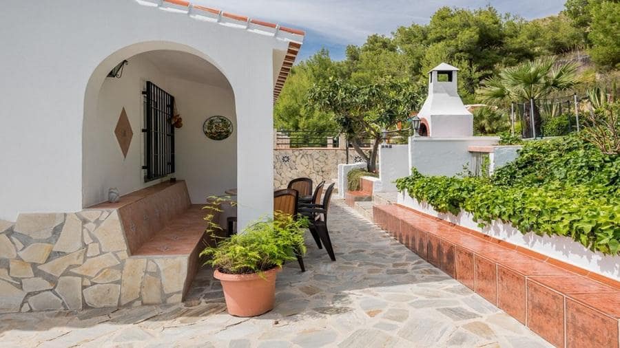 5 makuuhuone Omakotitalo myytävänä paikassa Frigiliana mukana uima-altaan 
autotalli - 950 000 € (Ref: 9462002)