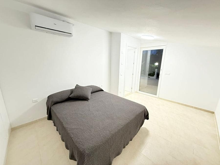 4 slaapkamer Huis te koop in El Penoncillo met zwembad garage - € 450.000 (Ref: 9462003)