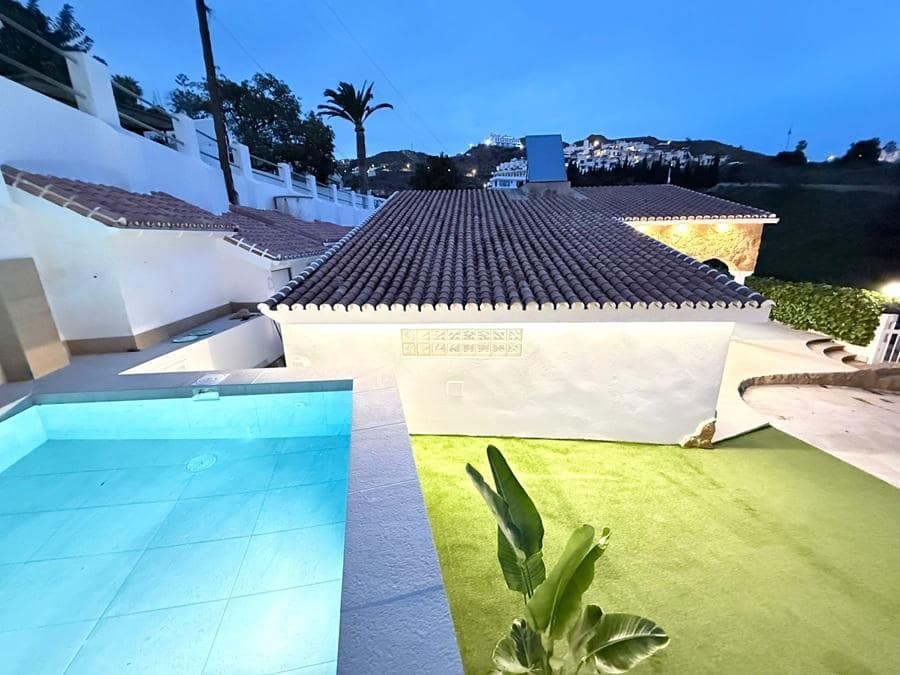 4 slaapkamer Huis te koop in El Penoncillo met zwembad garage - € 450.000 (Ref: 9462003)