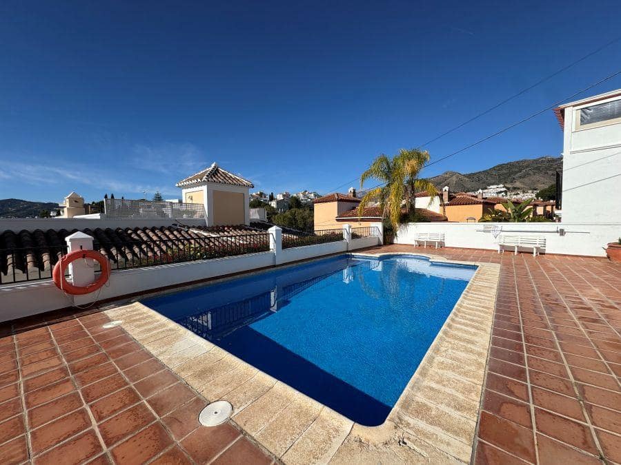 3 sypialnia Apartament na sprzedaż w Nerja z basenem - 485 000 € (Ref: 9527602)