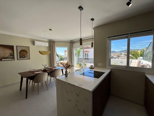 3 makuuhuone Huoneisto myytävänä paikassa Burriana, Nerja mukana uima-altaan - 485 000 € (Ref: 9527602)