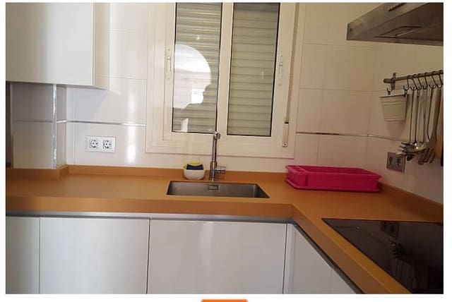 2 makuuhuone Huoneisto myytävänä paikassa Burriana, Nerja mukana uima-altaan - 369 500 € (Ref: 9568398)