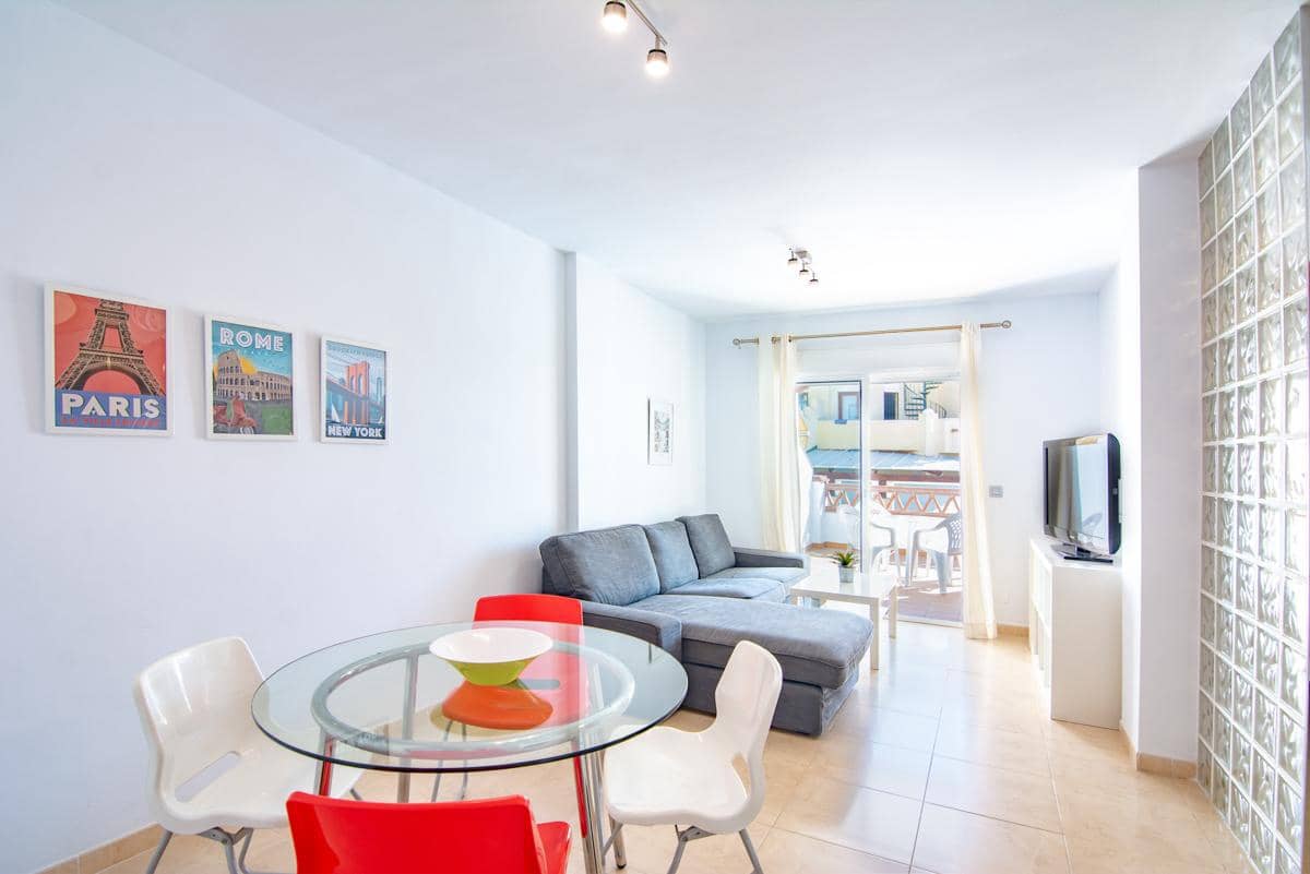 2 makuuhuone Huoneisto myytävänä paikassa Nerja mukana uima-altaan - 369 500 € (Ref: 9568398)