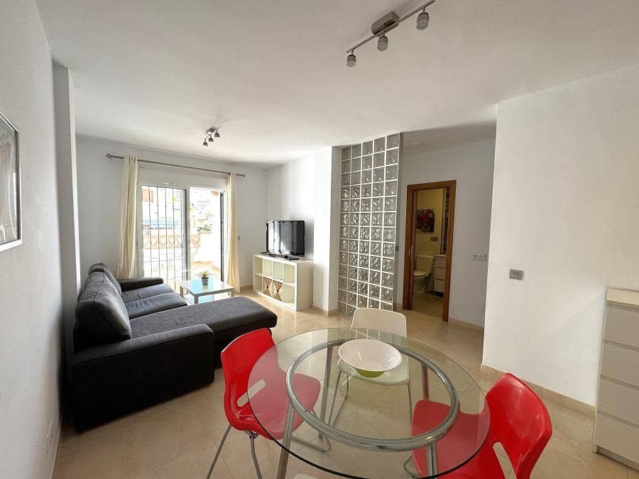 Apartamento de 2 habitaciones en Nerja en venta con piscina - 369.500 € (Ref: 9568398)