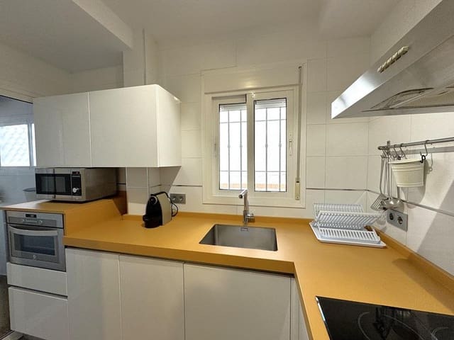 2 makuuhuone Huoneisto myytävänä paikassa Burriana, Nerja mukana uima-altaan - 369 500 € (Ref: 9568398)