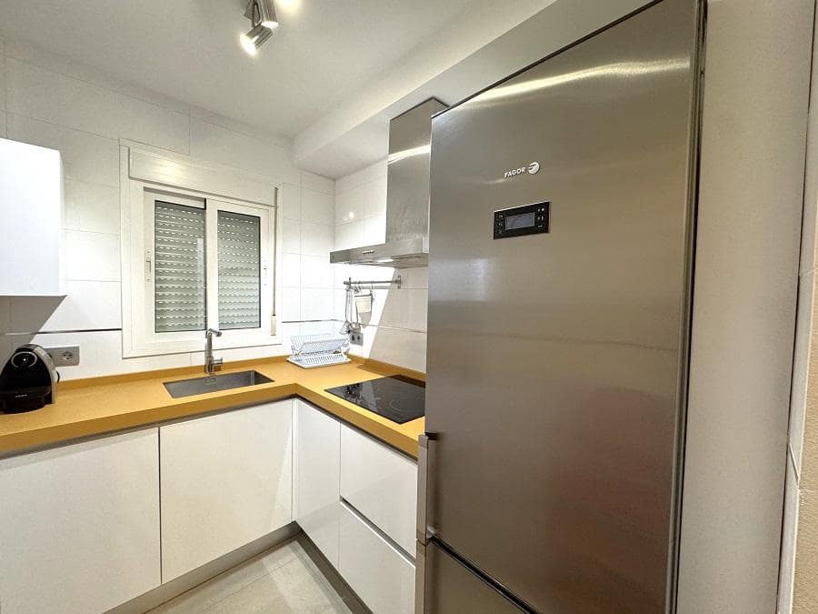 Apartamento de 2 habitaciones en Nerja en venta con piscina - 369.500 € (Ref: 9568398)