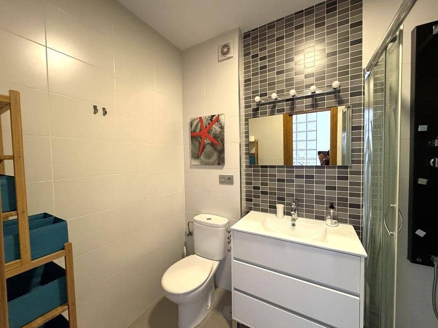 Apartamento de 2 habitaciones en Nerja en venta con piscina - 369.500 € (Ref: 9568398)