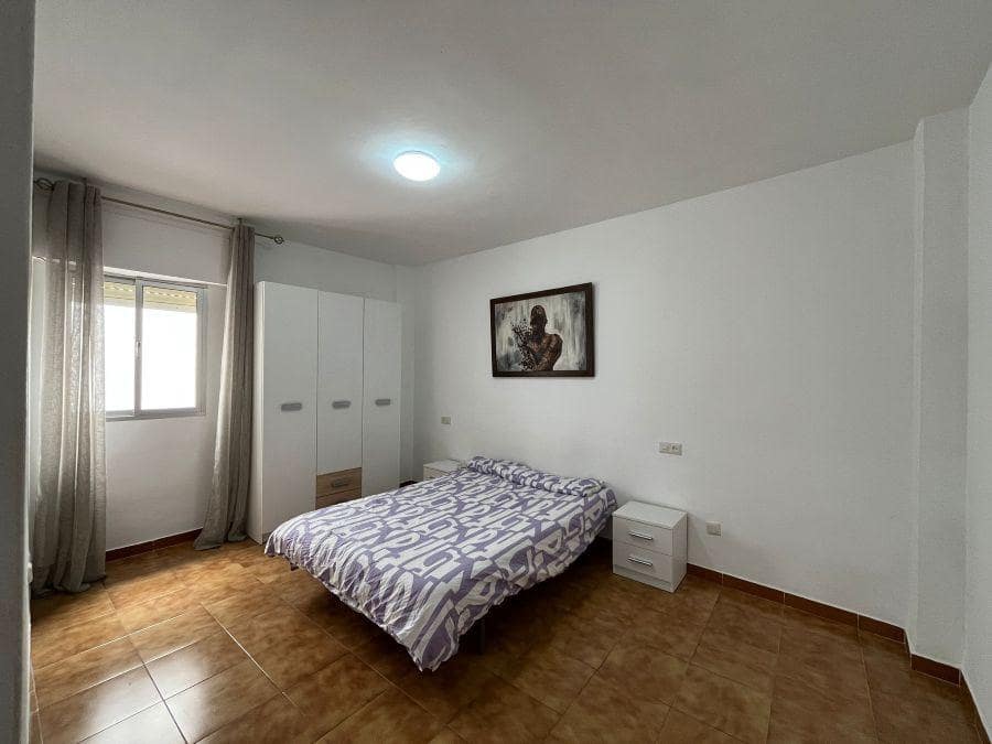 Apartamento de 3 habitaciones en Nerja en venta - 349.000 € (Ref: 9685950)