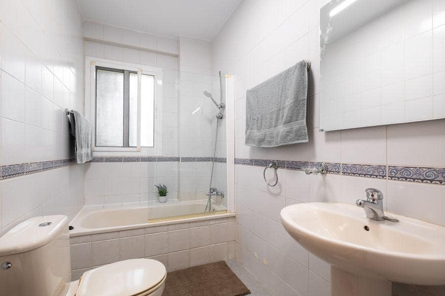 2 soveværelse Lejlighed til salg i Nerja med swimmingpool - € 279.000 (Ref: 9758367)