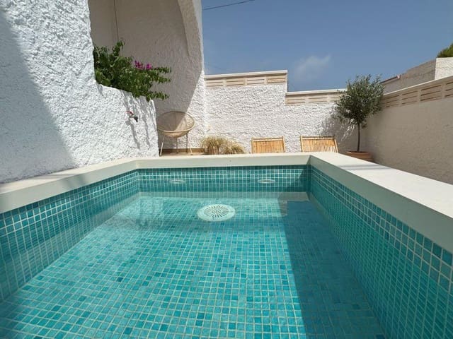 3 makuuhuone Omakotitalo myytävänä paikassa Burriana, Nerja mukana uima-altaan - 459 000 € (Ref: 9816550)