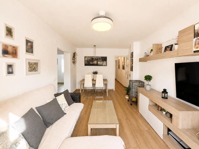 3 quarto Apartamento para venda em Nueva Nerja, Nerja - 365 000 € (Ref: 9819378)