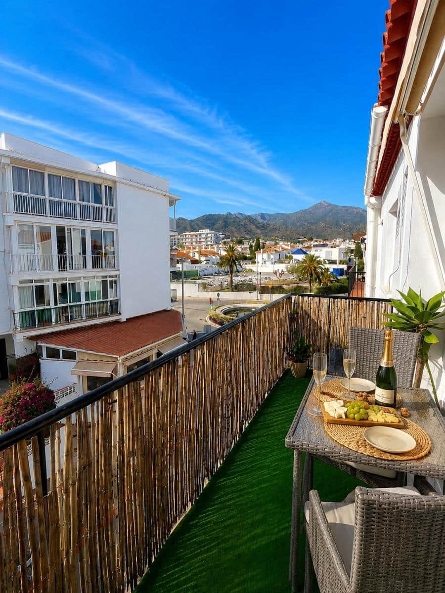 3 bedroom Apartment for sale in Nerja - € 365,000 (Ref: 9819378)
