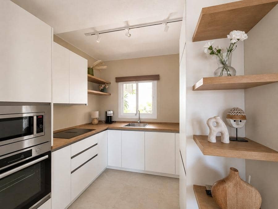 3 Zimmer Haus zu verkaufen in Nerja mit Pool - 459.000 € (Ref: 9821616)