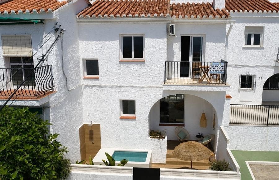 3 Zimmer Haus zu verkaufen in Nerja mit Pool - 459.000 € (Ref: 9821616)