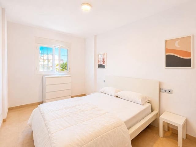 2 bedroom Apartment for sale in Burriana, Nerja with pool - € 369,500 (Ref: 9850539)