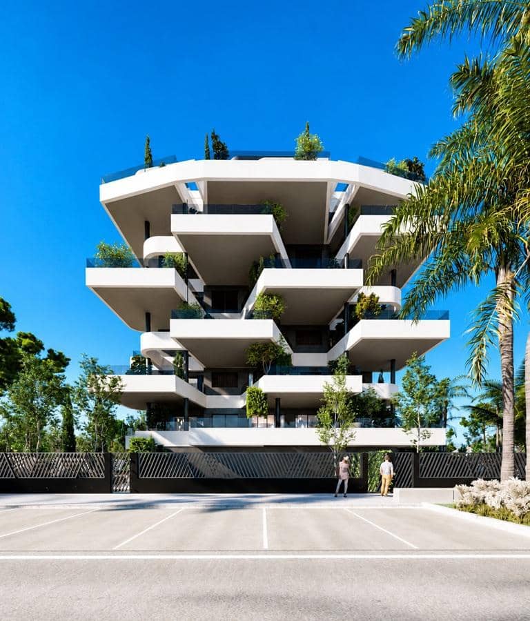 Apartamento de 2 habitaciones en Torre del Mar en venta con piscina garaje - 479.900 € (Ref: 9854649)