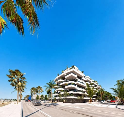 Apartamento de 2 habitaciones en Torre del Mar, Vélez-Málaga en venta con piscina garaje - 479.900 € (Ref: 9854649)