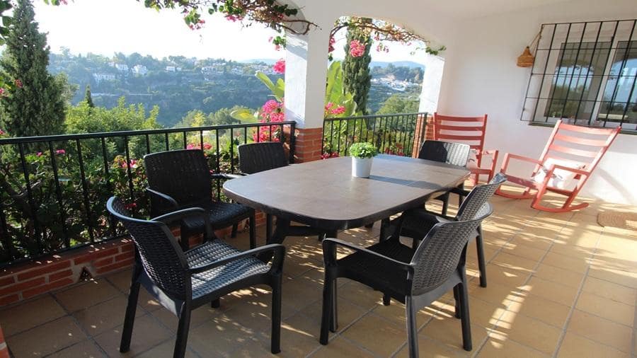 5 bedroom Townhouse for sale in Frigiliana with pool garage - € 1,050,000 (Ref: 9863941)