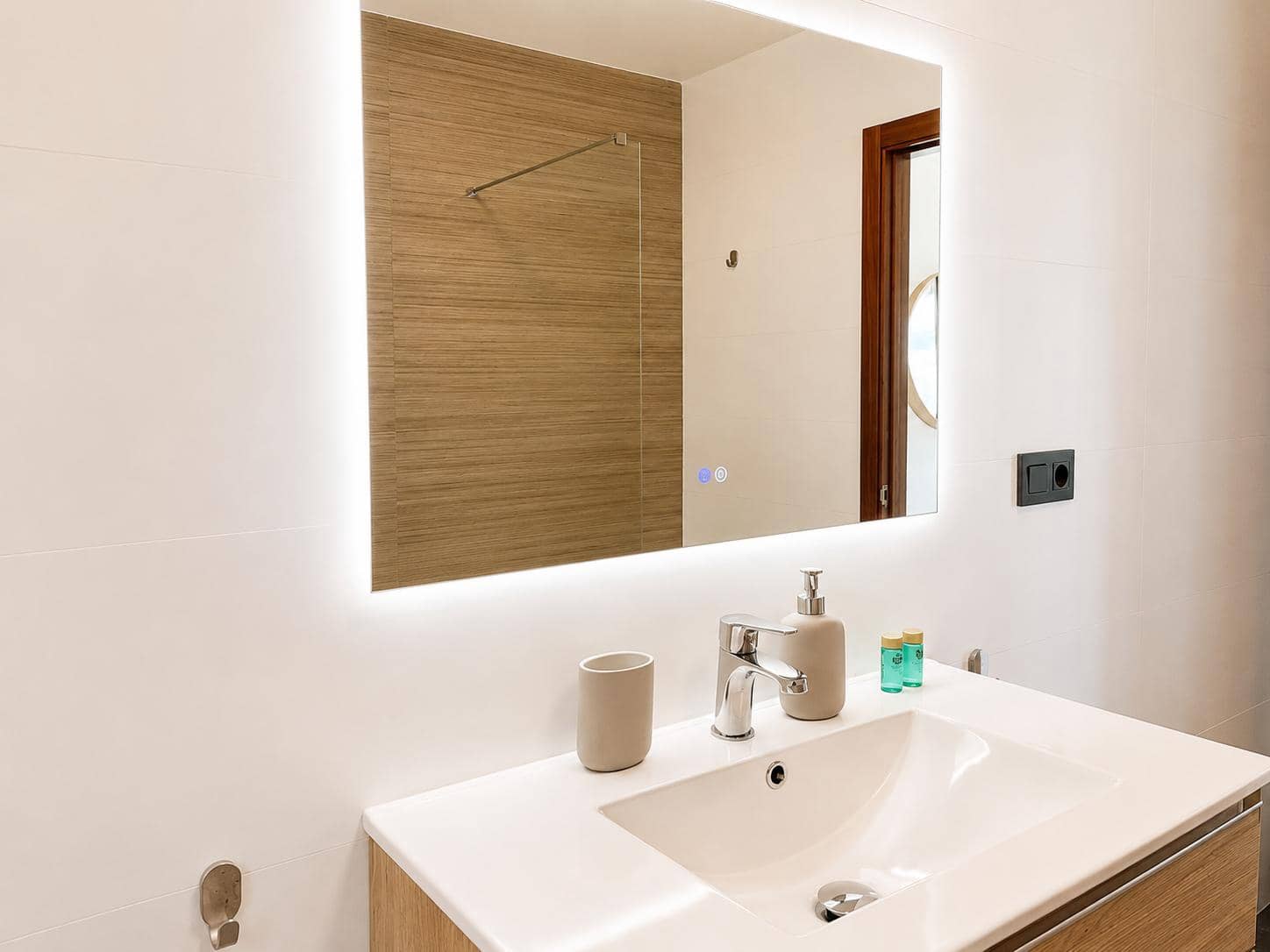 4 quarto Moradia para venda em Nerja com piscina garagem - 799 000 € (Ref: 9915045)