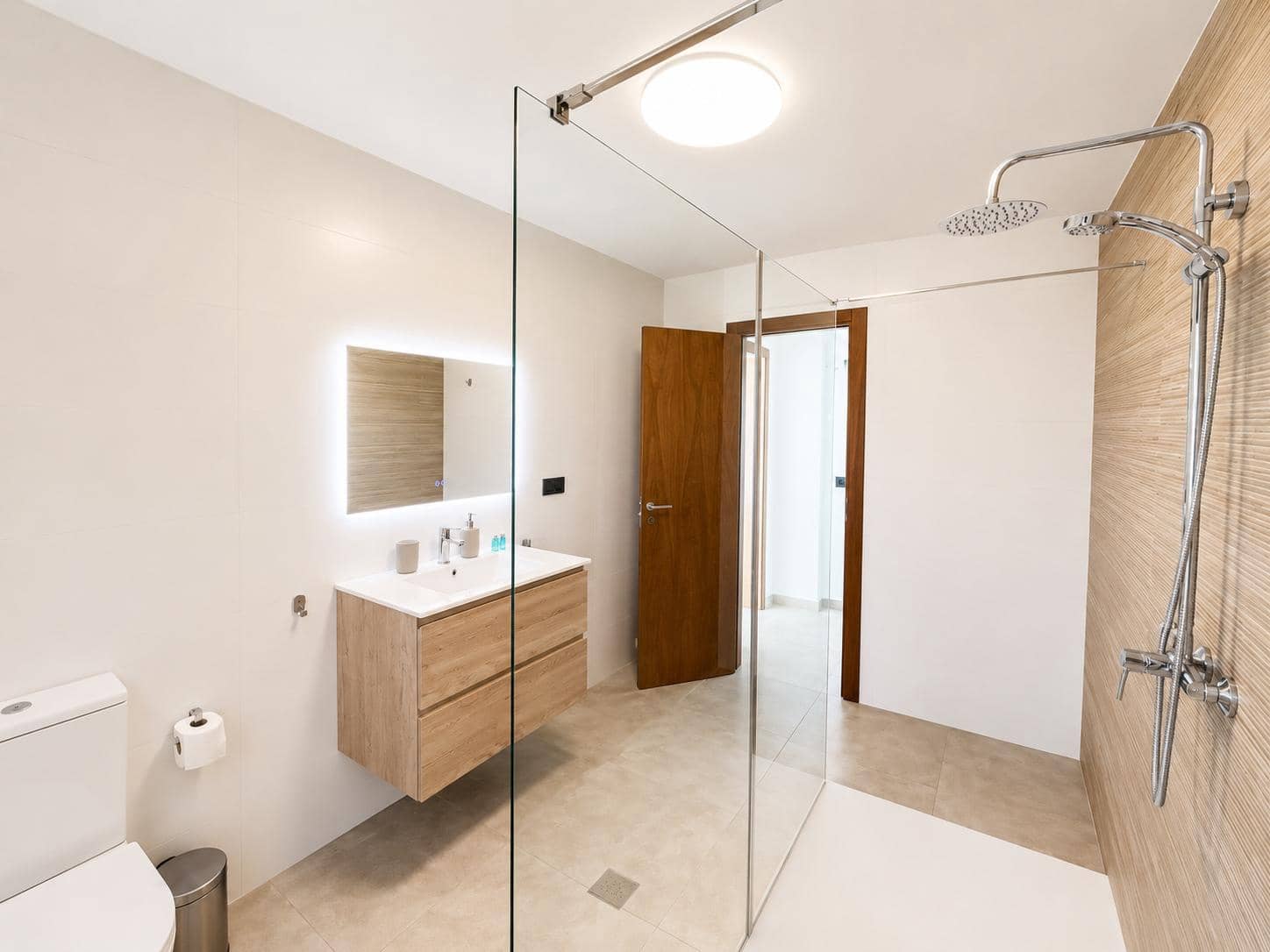 4 quarto Moradia para venda em Nerja com piscina garagem - 799 000 € (Ref: 9915045)