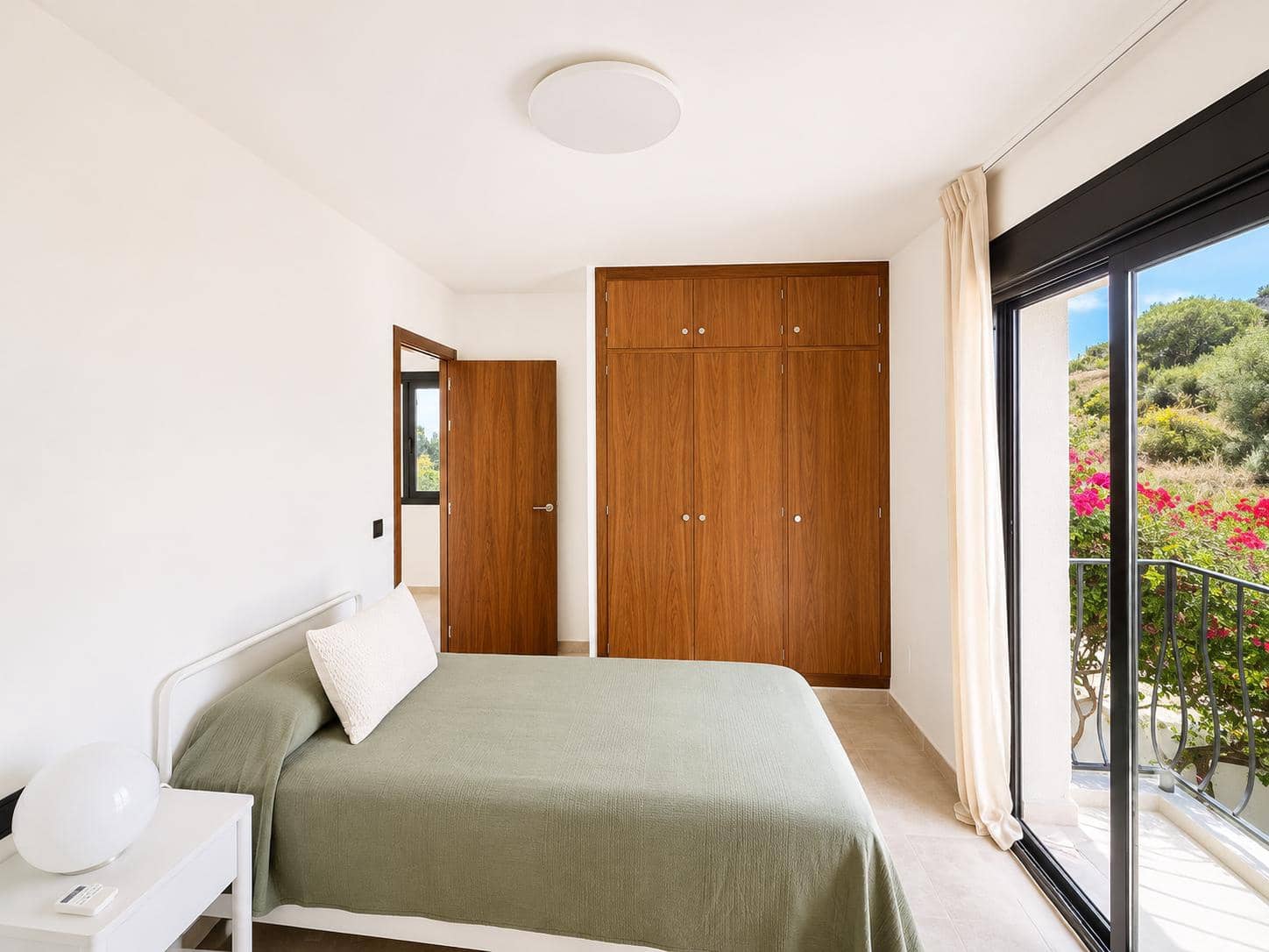 4 quarto Moradia para venda em Nerja com piscina garagem - 799 000 € (Ref: 9915045)