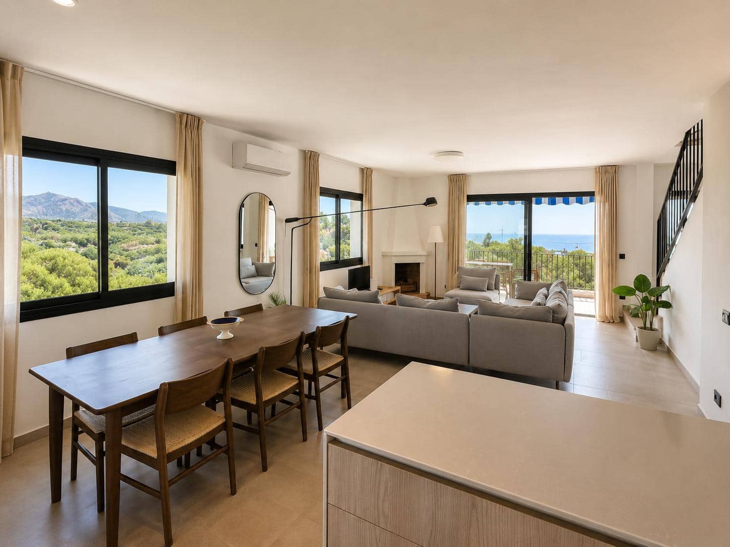 4 quarto Moradia para venda em Nerja com piscina garagem - 799 000 € (Ref: 9915045)