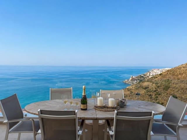 3 soveværelse Lejlighed til salg i Chaparil - Torrecilla - Punta Lara, Nerja med swimmingpool garage - € 1.275.000 (Ref: 9935229)