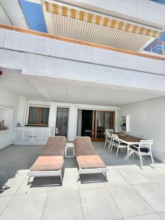 2 slaapkamer Strandappartement te huur in Illetas, Calvià met zwembad garage - € 3.200 (Ref: 10004692)