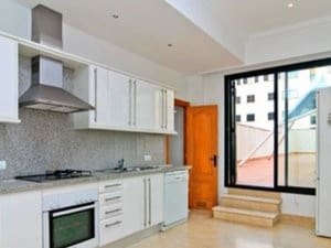 3 soveværelse Strandlejlighed til leje i Portixol, Palma de Mallorca med garage - € 2.800 (Ref: 8700633)