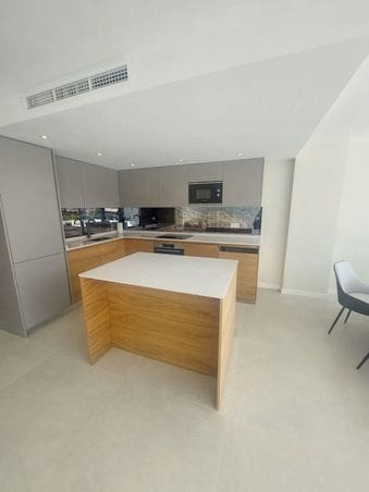 2 slaapkamer Strandappartement te koop in Portals Nous met zwembad - € 1.200.000 (Ref: 9072950)
