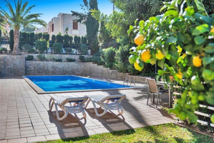 3 sypialnia Dom blizniak na sprzedaż w Bendinat z basenem garażem - 895 000 € (Ref: 9143701)