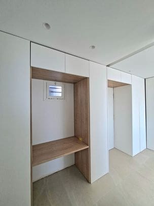 Leilighet til salgs i Cala Mayor med garasje - € 369 000 (Ref: 9331255)